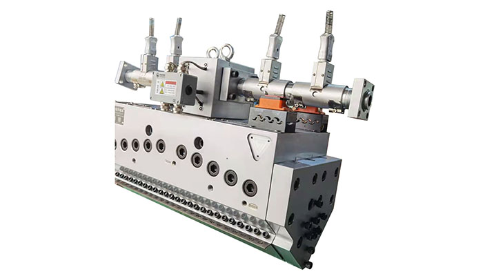 Auxiliary machinery